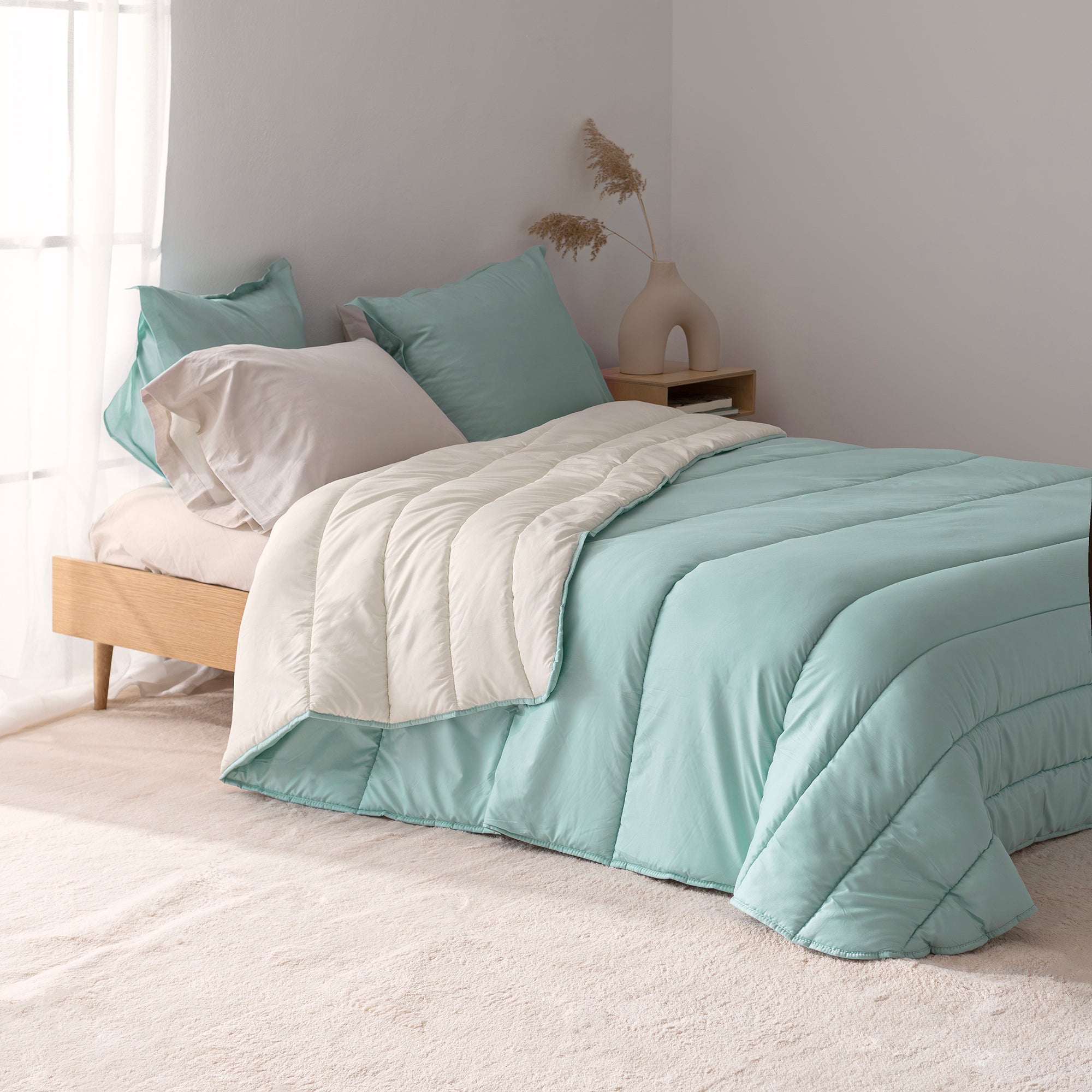 Basic Mint Comforter