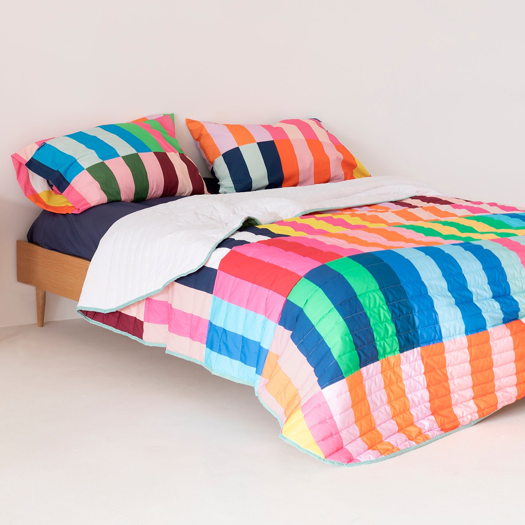 Color Pop Bedspread