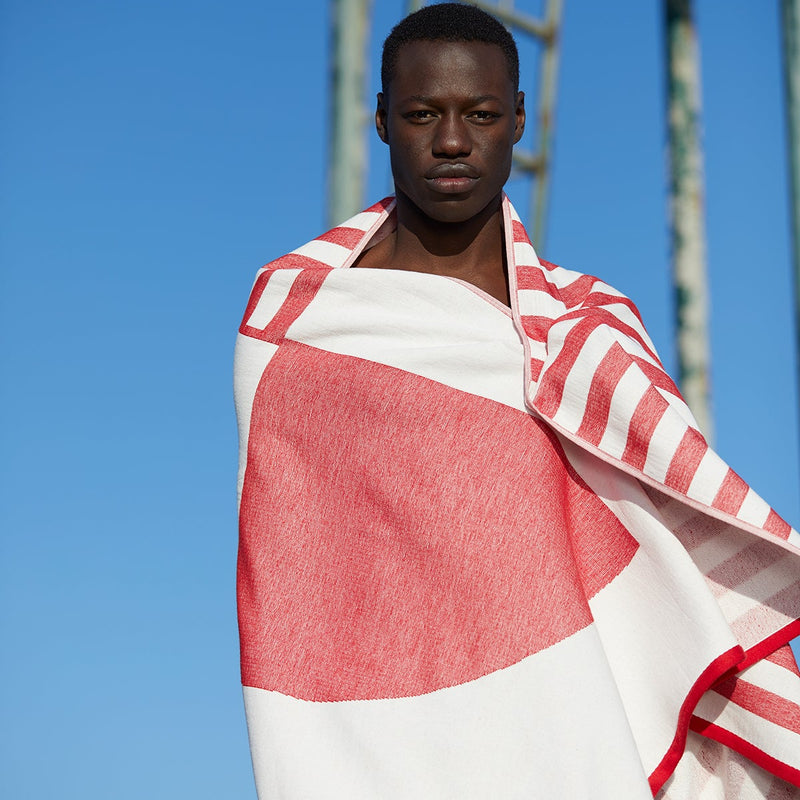 CRASSA - Toalla de playa fina de algodón orgánicoHome & Garden > Linens & Bedding > Towels > Beach Towels