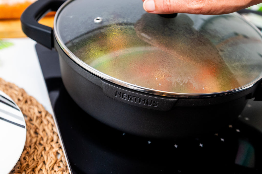 Low Casserole with Glass Lid – Quantanium by PPG Titanium Reinforced Non-Stick