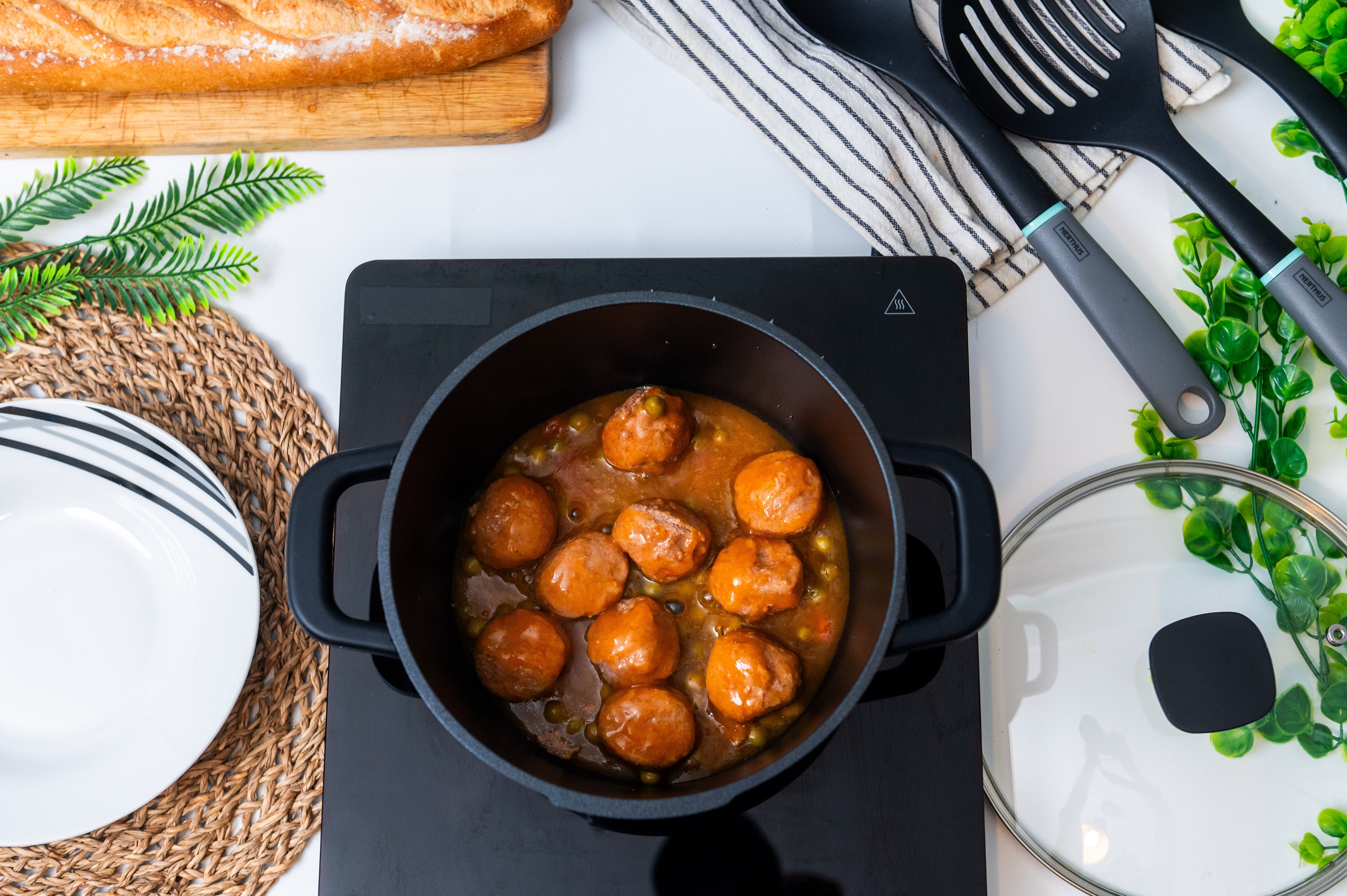 Cacerola Alta Con Tapa de Cristal – Antiadherente Quantanium de PPG Reforzada Con Titanio