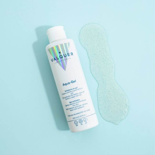 Exfoliante facial suave con microgránulos de bambú