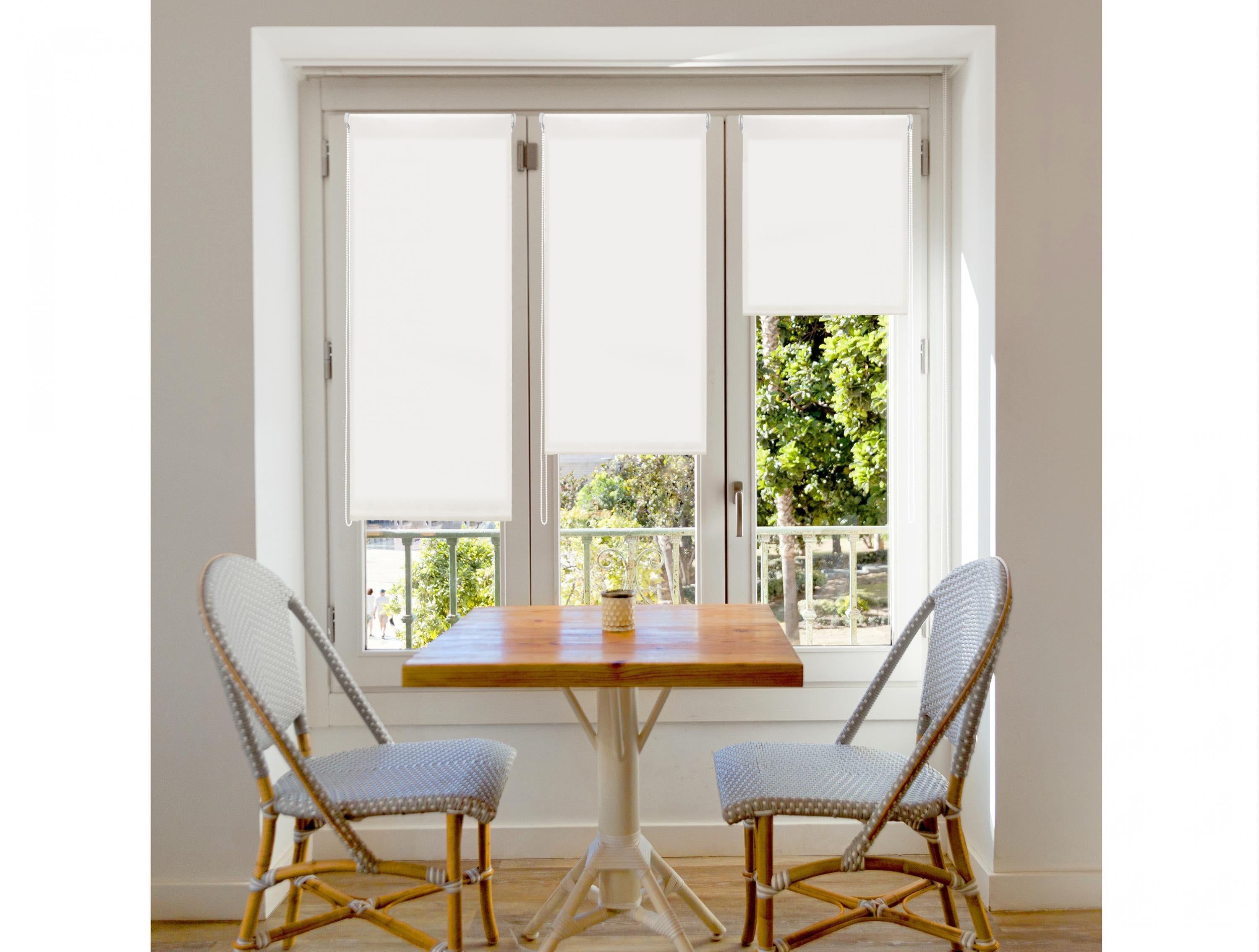 Raw translucent roller blind 140x180 for living room