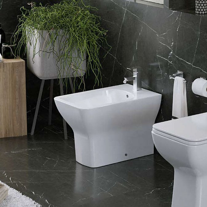 Bidé compacto de porcelana blanca con rebosadero integrado | 1_ES