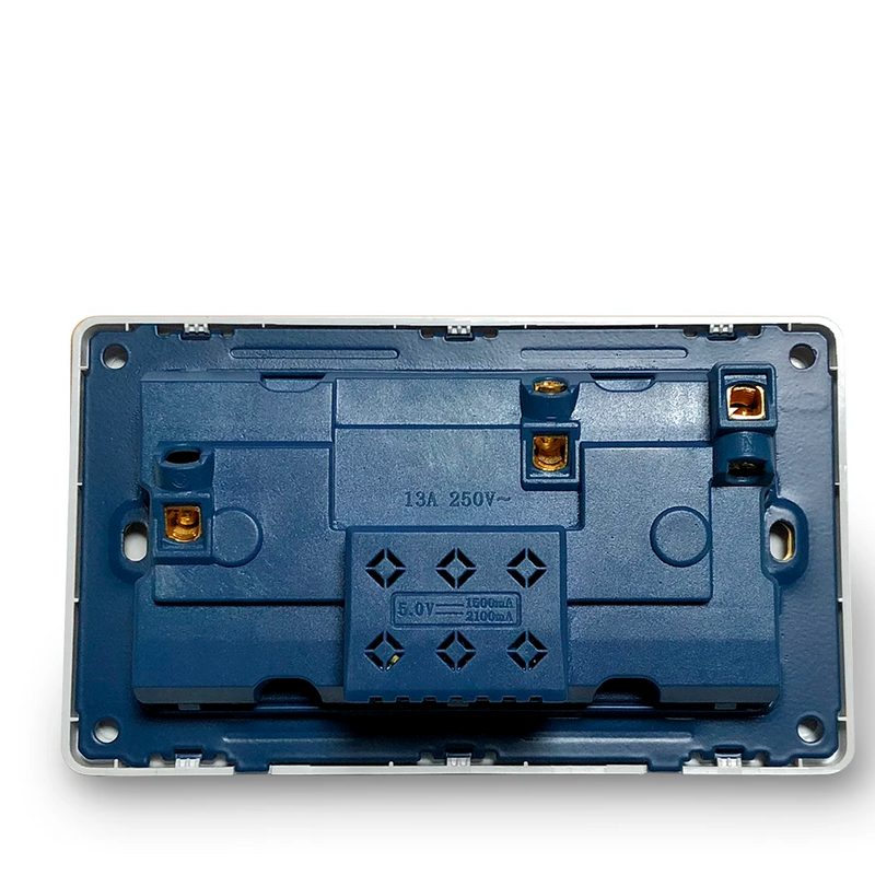 Enchufe universal doble de 5 orificios con indicador LED serie A3EnchufesHardware > Power & Electrical Supplies > Power Outlets & Sockets > Wall Outlets