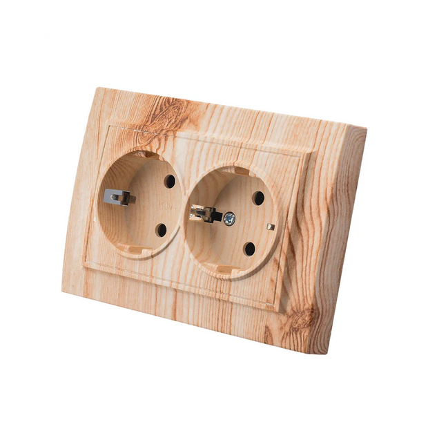 <strong>Sockets & switches</strong>