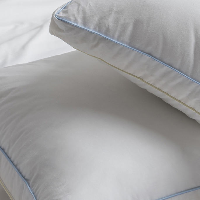 Almohada de plumón y microfibra doble cara reversibleAlmohadasHome & Garden > Linens & Bedding > Bedding > Pillows