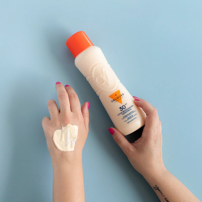 Leche hidratante bronceadora de zanahorias SPF 30