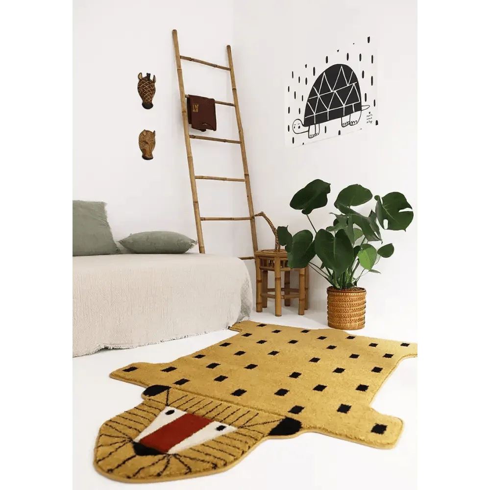 Alfombra infantil con forma de león | diseño original
