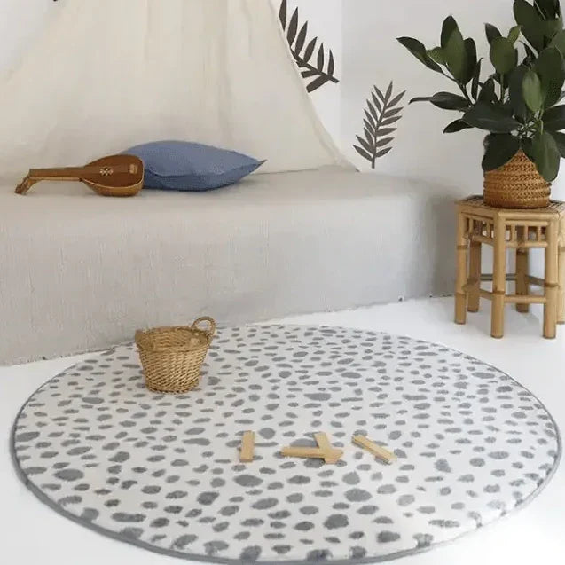 Soft round children's rug with animal design | 120 cm