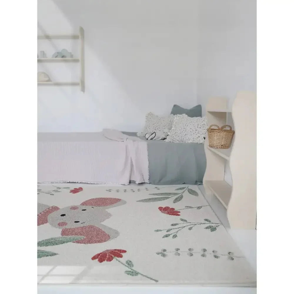 Soft and durable children's rug | 120x170 cm