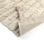 Alfombra infantil de algodón con rayas | Beige y rosa nude