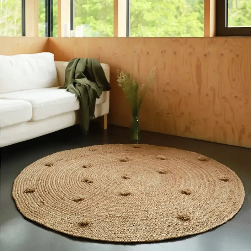 Alfombra de jute con pompones SISKA 140cmJuteHome & Garden > Decor > Rugs