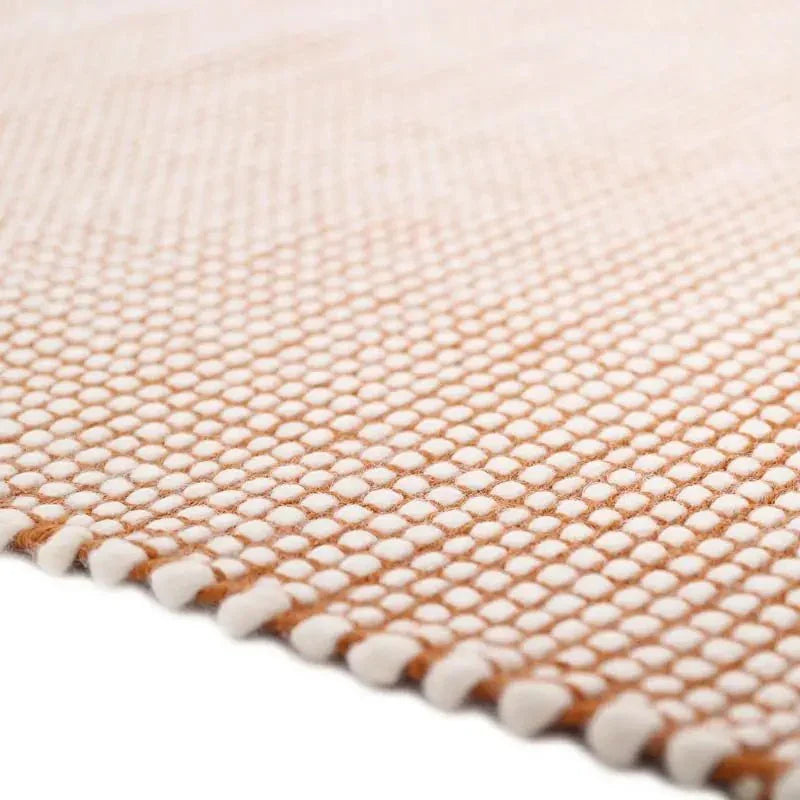 Alfombra de lana pura tejida a mano diseño refinado | color caramel