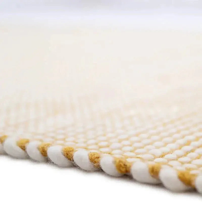Hand-woven natural wool rug | Caramel tone