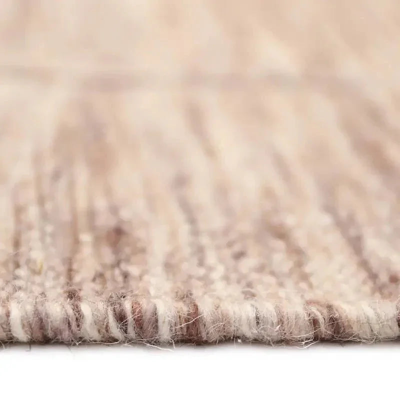 Hand-woven wool rug | contemporary design