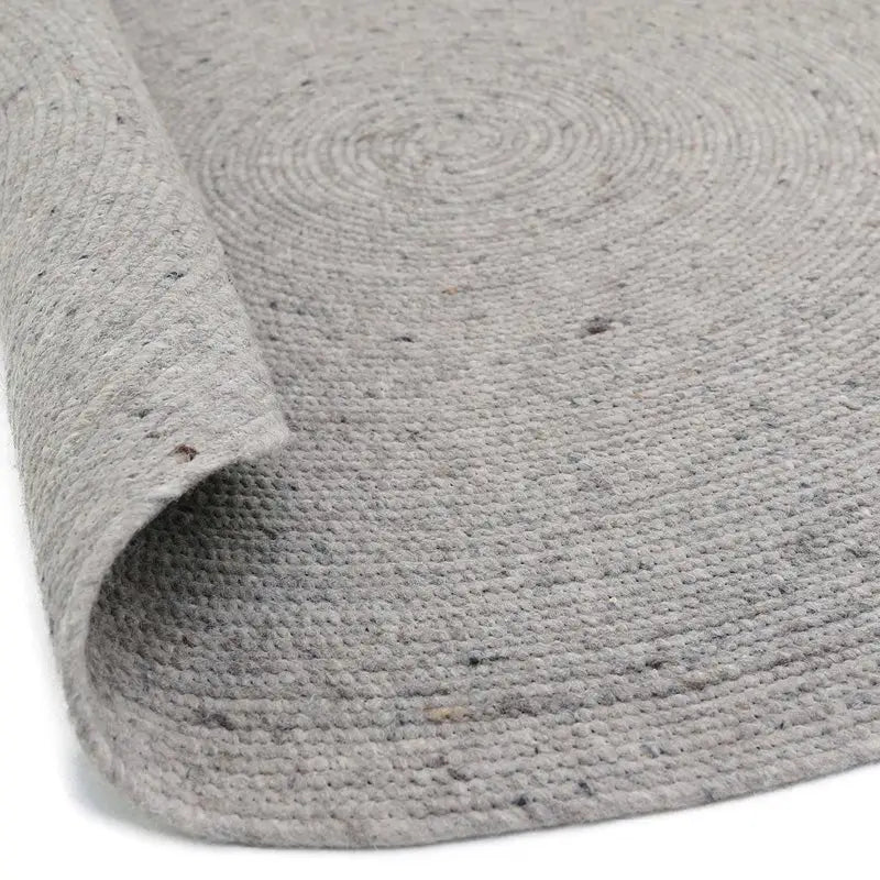 Alfombra de lana redonda NEETHU GRIS LLaineHome & Garden > Decor > Rugs