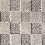 Kids' checkered rug in sand color