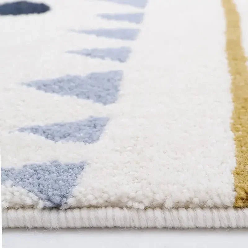 Children's rug with Persian design and soft tones for children