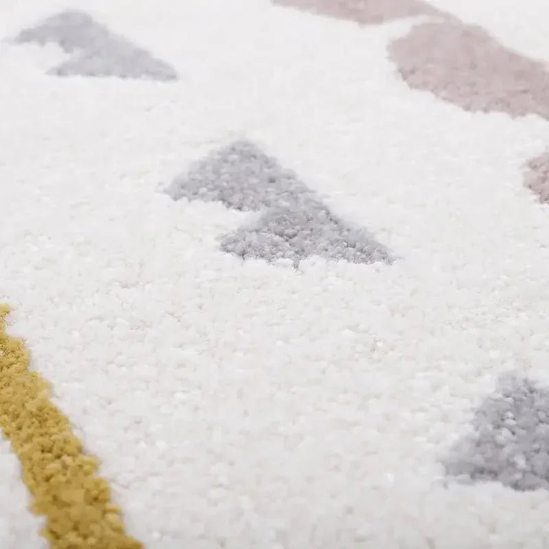 Alfombra infantil con diseño persa y tonos suaves para niños