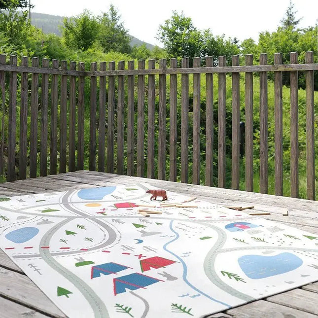 Alfombra infantil interior y exterior LITTLE CAMPER 123x180PolypropyleneHome & Garden > Decor > Rugs