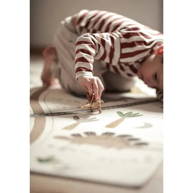 Alfombra infantil interior y exterior LITTLE JURASICPolypropyleneHome & Garden > Decor > Rugs