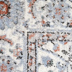 Nãri L Persian style rug | Hand-knotted in wool
