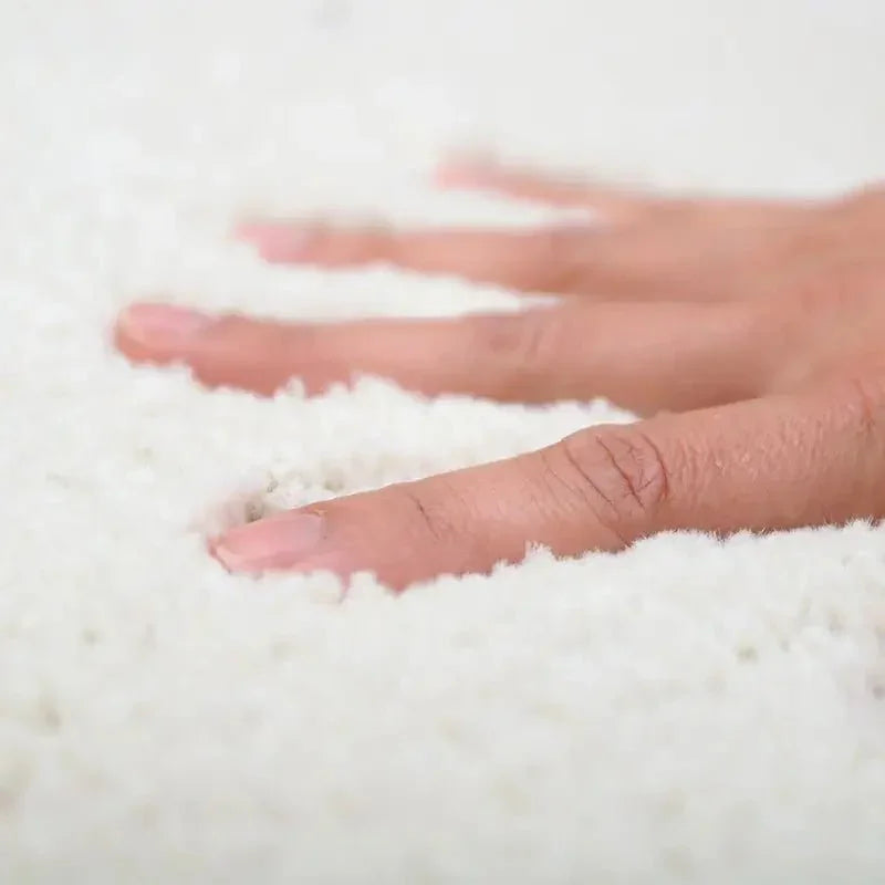 Recycled polypropylene rug | woolly feel and timeless design
