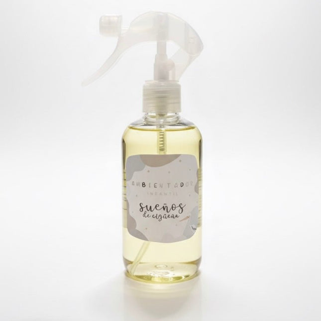 Fragancia Ambientador 250ML Infantil Sueños de Cigueña con Fragancia Suave de BebéAmbientador InfantilHome & Garden > Decor > Home Fragrances > Air Fresheners