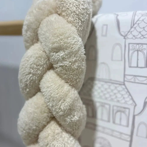 Trenza protectora de cuna teddy 180cm | ideal para bebés