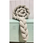 Trenza protector de cuna 200cm en boucle | Suave y segura