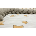 Trenza protector de cuna 200cm en boucle | Suave y segura
