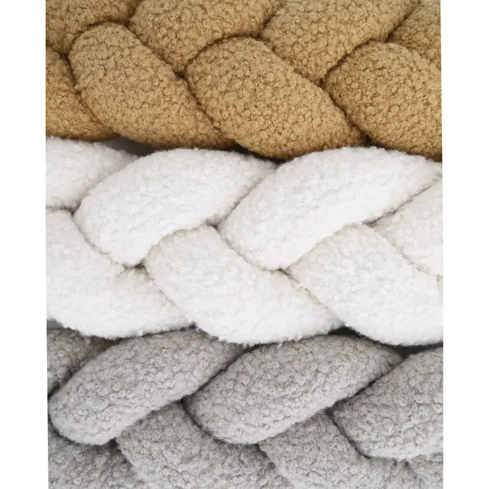 Trenza protector de cuna 200cm en boucle | Suave y segura