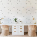Papel pintado infantil con estrellas en acuarela | gris