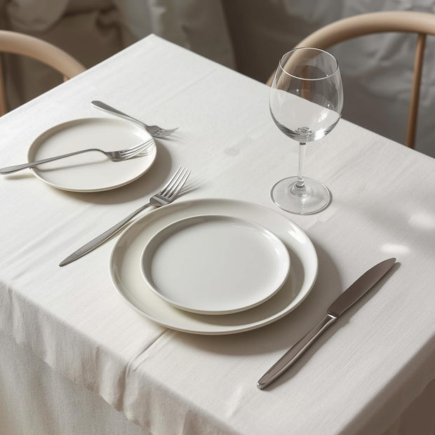 <strong>Dinnerware</strong>